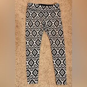 No Boundaries Black and White Patterned Leggings